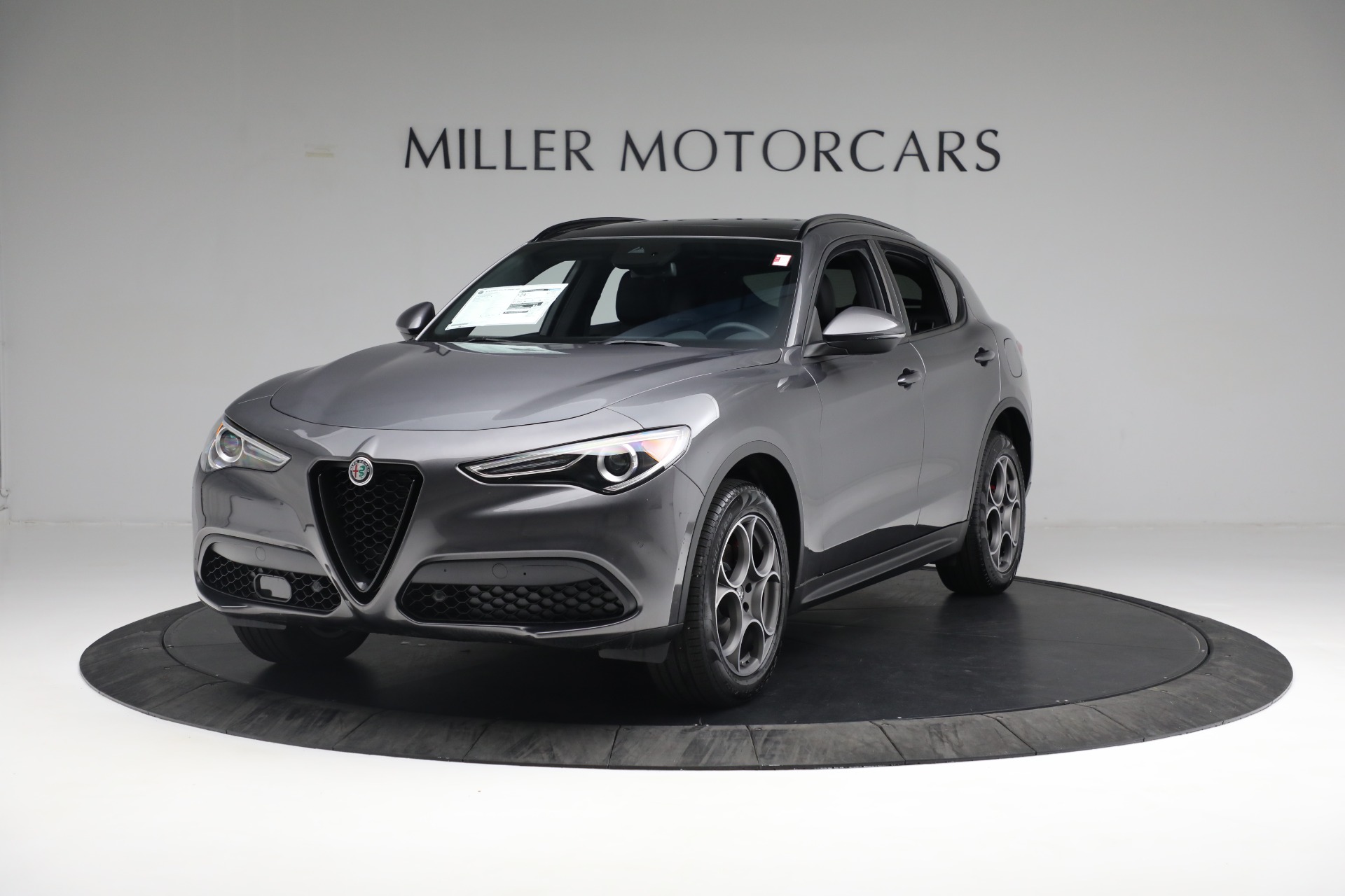 New 2022 Alfa Romeo Stelvio Sprint for sale $52,905 at Alfa Romeo of Westport in Westport CT 06880 1