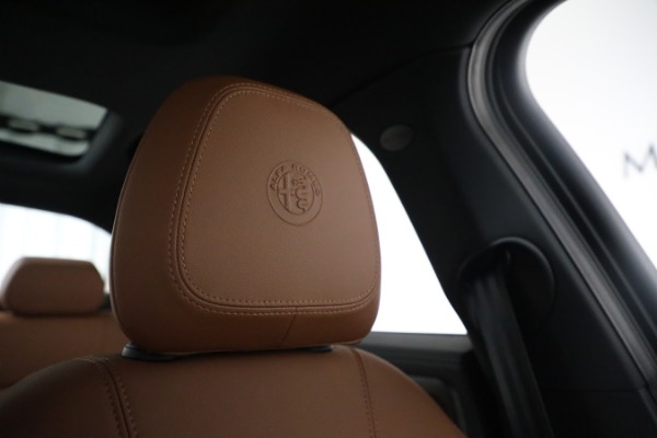 New 2022 Alfa Romeo Stelvio Ti for sale Sold at Alfa Romeo of Westport in Westport CT 06880 13