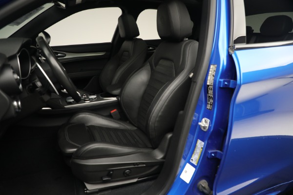 Used 2022 Alfa Romeo Stelvio Veloce for sale $32,900 at Alfa Romeo of Westport in Westport CT 06880 14