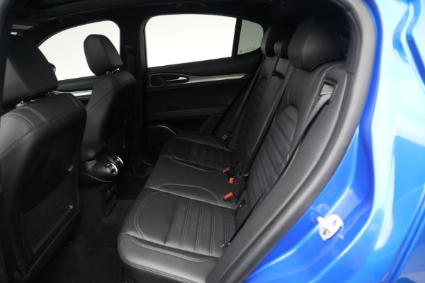 Used 2022 Alfa Romeo Stelvio Veloce for sale $32,900 at Alfa Romeo of Westport in Westport CT 06880 17