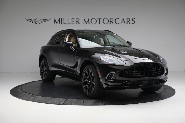 Used 2022 Aston Martin DBX for sale $105,900 at Alfa Romeo of Westport in Westport CT 06880 10
