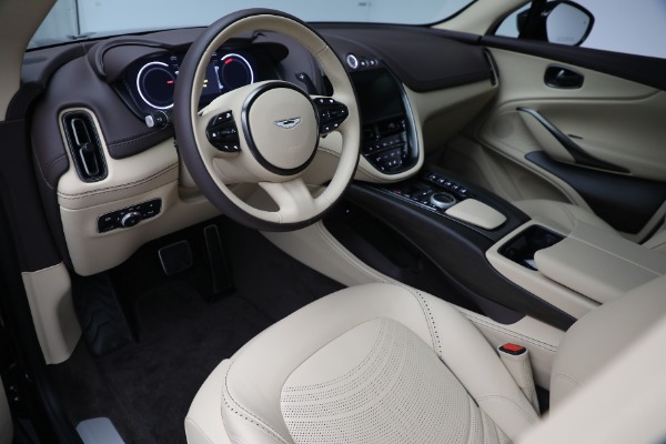 Used 2022 Aston Martin DBX for sale $105,900 at Alfa Romeo of Westport in Westport CT 06880 14