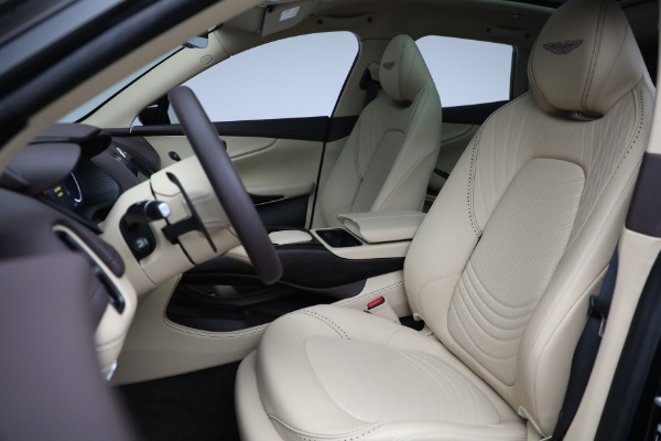 Used 2022 Aston Martin DBX for sale $105,900 at Alfa Romeo of Westport in Westport CT 06880 15