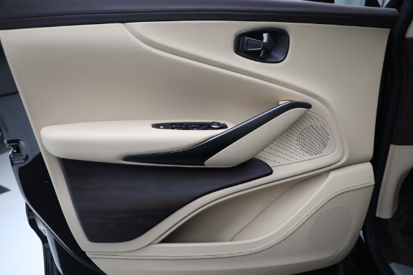 Used 2022 Aston Martin DBX for sale $105,900 at Alfa Romeo of Westport in Westport CT 06880 16