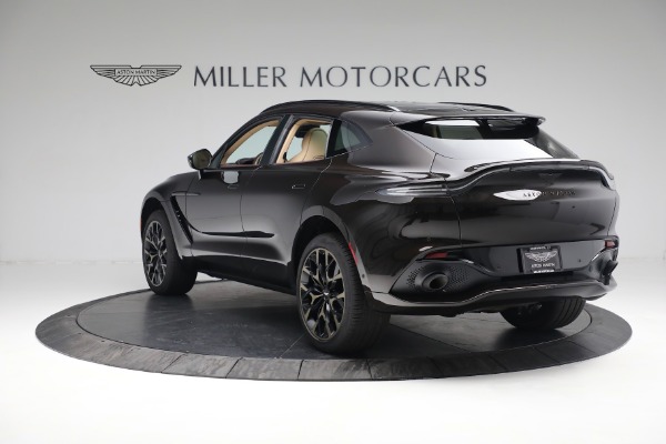 Used 2022 Aston Martin DBX for sale $105,900 at Alfa Romeo of Westport in Westport CT 06880 4