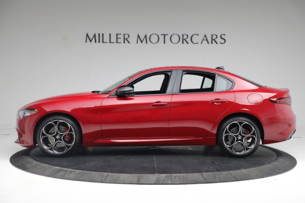 New 2022 Alfa Romeo Giulia Veloce for sale Sold at Alfa Romeo of Westport in Westport CT 06880 3