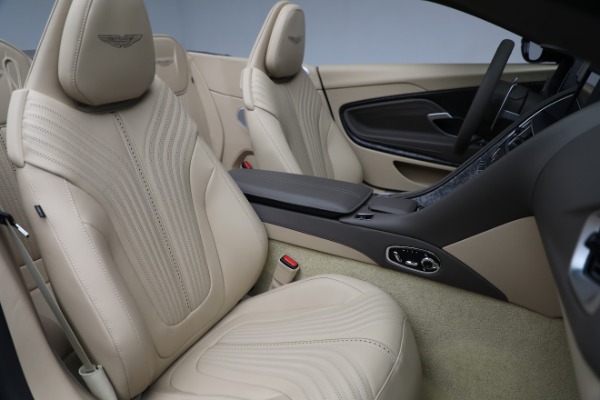 New 2022 Aston Martin DB11 Volante for sale $284,796 at Alfa Romeo of Westport in Westport CT 06880 27