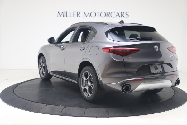 New 2022 Alfa Romeo Stelvio Ti for sale $55,330 at Alfa Romeo of Westport in Westport CT 06880 5