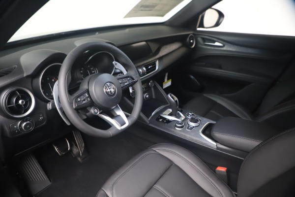 New 2022 Alfa Romeo Stelvio Sprint for sale $52,705 at Alfa Romeo of Westport in Westport CT 06880 13