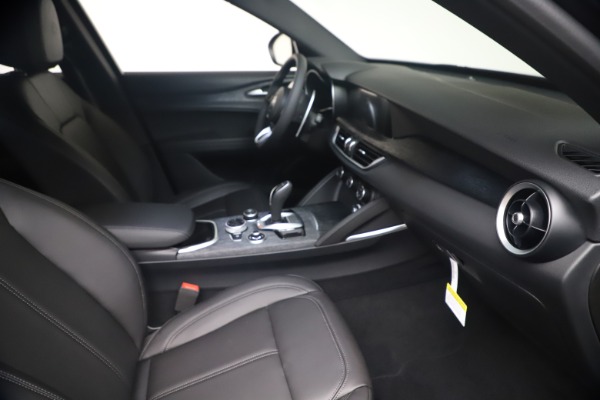 New 2022 Alfa Romeo Stelvio Sprint for sale $52,705 at Alfa Romeo of Westport in Westport CT 06880 21