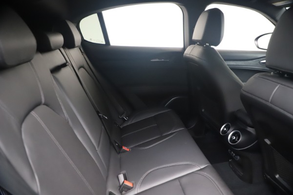 New 2022 Alfa Romeo Stelvio Sprint for sale $52,705 at Alfa Romeo of Westport in Westport CT 06880 25