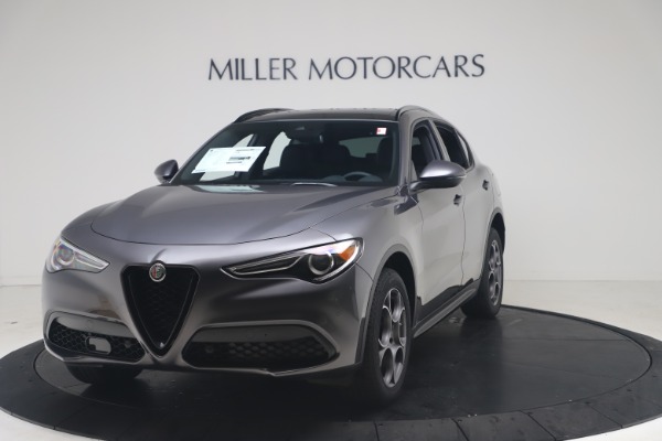 New 2022 Alfa Romeo Stelvio Sprint for sale $52,705 at Alfa Romeo of Westport in Westport CT 06880 1