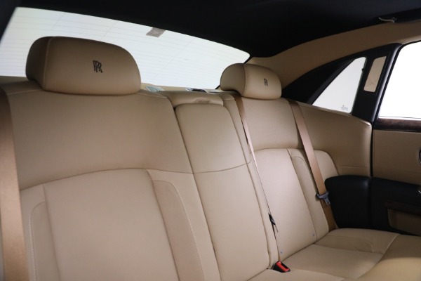 Used 2013 Rolls-Royce Ghost for sale Sold at Alfa Romeo of Westport in Westport CT 06880 26