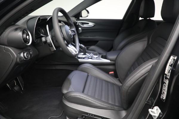 New 2022 Alfa Romeo Giulia Veloce for sale Sold at Alfa Romeo of Westport in Westport CT 06880 19