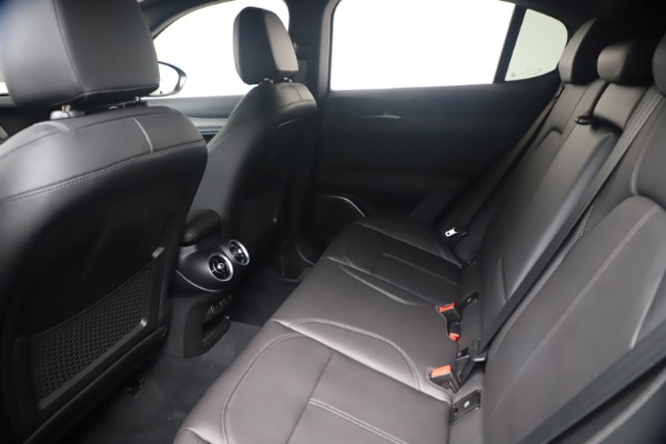 New 2022 Alfa Romeo Stelvio Ti for sale $47,800 at Alfa Romeo of Westport in Westport CT 06880 19
