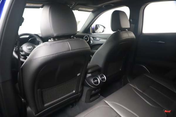 New 2022 Alfa Romeo Stelvio Ti for sale $47,800 at Alfa Romeo of Westport in Westport CT 06880 20