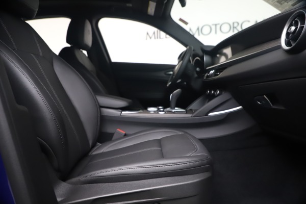 New 2022 Alfa Romeo Stelvio Ti for sale $47,800 at Alfa Romeo of Westport in Westport CT 06880 22