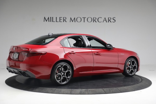 Used 2022 Alfa Romeo Giulia Veloce for sale $29,900 at Alfa Romeo of Westport in Westport CT 06880 8