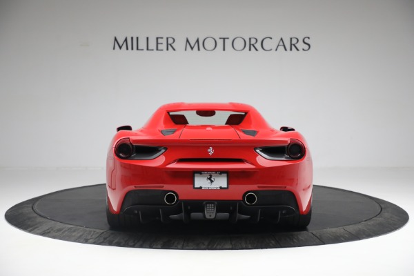 Used 2018 Ferrari 488 Spider for sale $382,900 at Alfa Romeo of Westport in Westport CT 06880 18