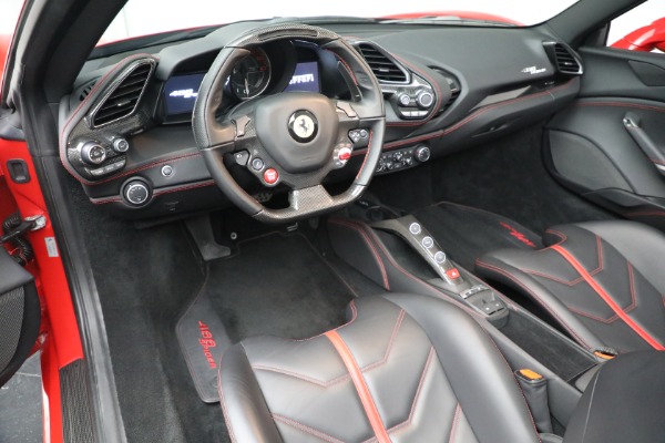 Used 2018 Ferrari 488 Spider for sale $382,900 at Alfa Romeo of Westport in Westport CT 06880 27