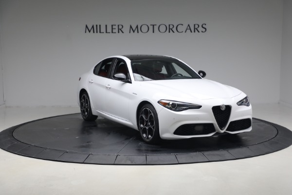 Used 2022 Alfa Romeo Giulia Veloce for sale Sold at Alfa Romeo of Westport in Westport CT 06880 11