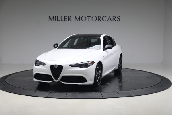 Used 2022 Alfa Romeo Giulia Veloce for sale Sold at Alfa Romeo of Westport in Westport CT 06880 2