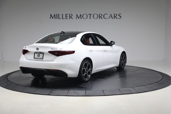 Used 2022 Alfa Romeo Giulia Veloce for sale Sold at Alfa Romeo of Westport in Westport CT 06880 7