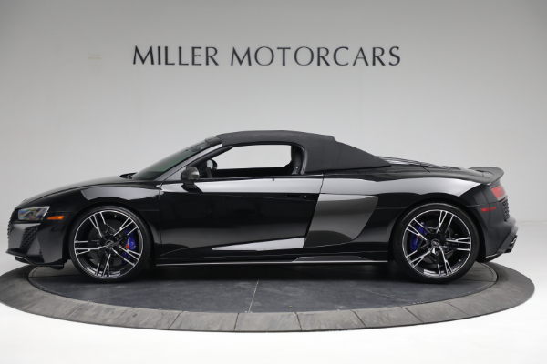 Used 2022 Audi R8 5.2 quattro V10 perform. Spyder for sale Sold at Alfa Romeo of Westport in Westport CT 06880 14