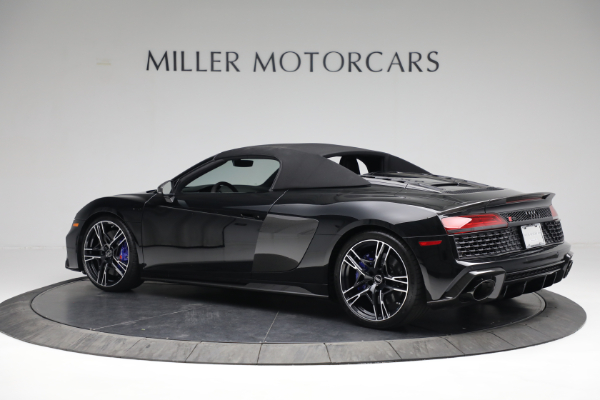 Used 2022 Audi R8 5.2 quattro V10 perform. Spyder for sale Sold at Alfa Romeo of Westport in Westport CT 06880 15