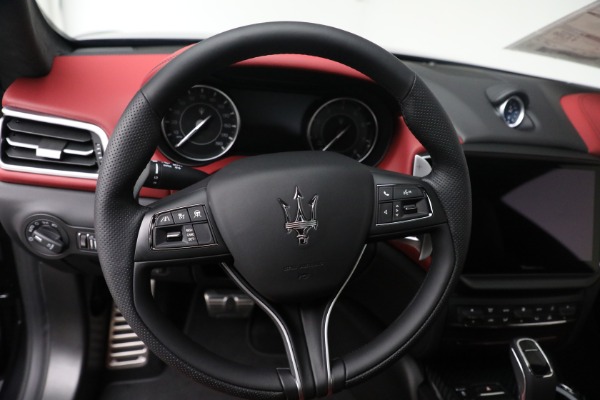 New 2022 Maserati Ghibli Modena Q4 for sale $109,155 at Alfa Romeo of Westport in Westport CT 06880 28