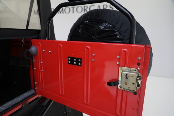 Used 1997 Land Rover Defender 90 for sale Sold at Alfa Romeo of Westport in Westport CT 06880 21