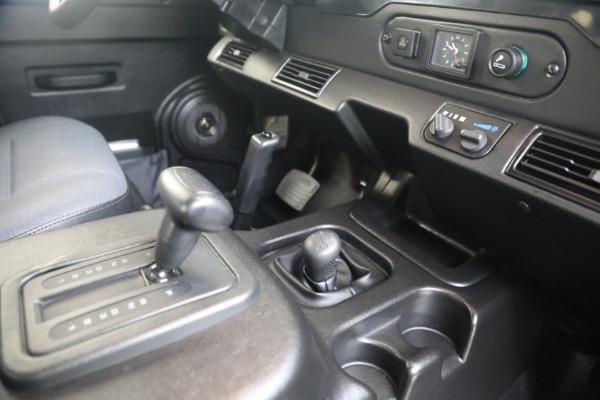 Used 1997 Land Rover Defender 90 for sale Sold at Alfa Romeo of Westport in Westport CT 06880 23