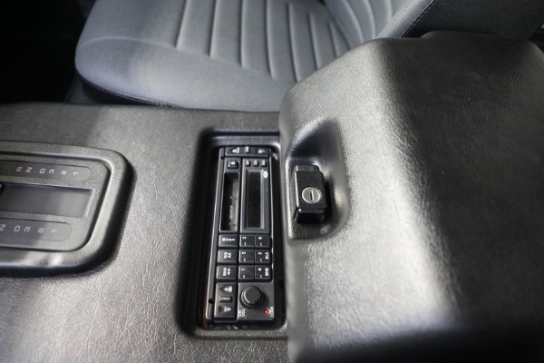 Used 1997 Land Rover Defender 90 for sale Sold at Alfa Romeo of Westport in Westport CT 06880 25