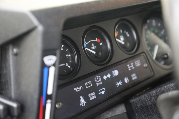 Used 1997 Land Rover Defender 90 for sale Sold at Alfa Romeo of Westport in Westport CT 06880 28