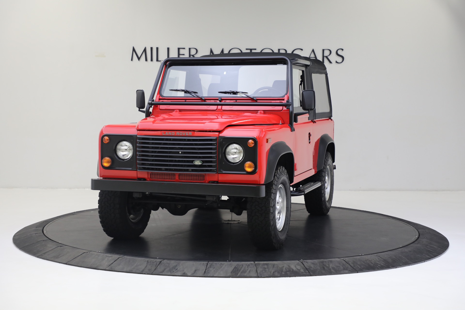 Used 1997 Land Rover Defender 90 for sale Sold at Alfa Romeo of Westport in Westport CT 06880 1