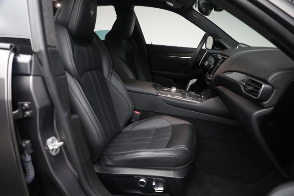 Used 2022 Maserati Levante Modena for sale $53,900 at Alfa Romeo of Westport in Westport CT 06880 16