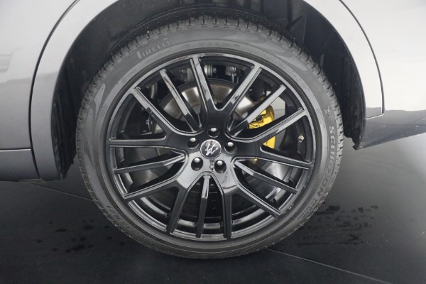 Used 2022 Maserati Levante Modena for sale $53,900 at Alfa Romeo of Westport in Westport CT 06880 24
