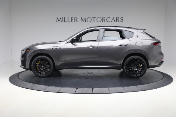 Used 2022 Maserati Levante Modena for sale $53,900 at Alfa Romeo of Westport in Westport CT 06880 3