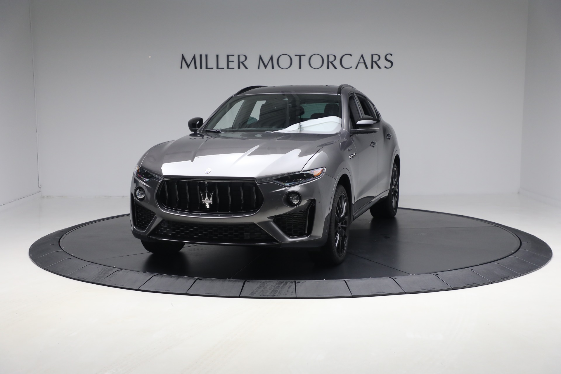 Used 2022 Maserati Levante Modena for sale $53,900 at Alfa Romeo of Westport in Westport CT 06880 1