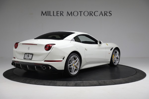 Used 2015 Ferrari California T for sale Sold at Alfa Romeo of Westport in Westport CT 06880 16