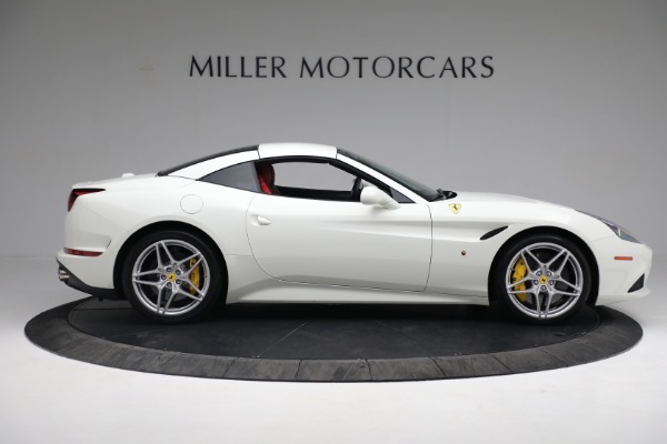 Used 2015 Ferrari California T for sale Sold at Alfa Romeo of Westport in Westport CT 06880 17