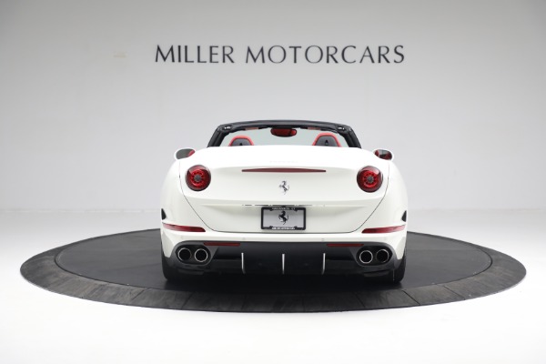 Used 2015 Ferrari California T for sale Sold at Alfa Romeo of Westport in Westport CT 06880 6