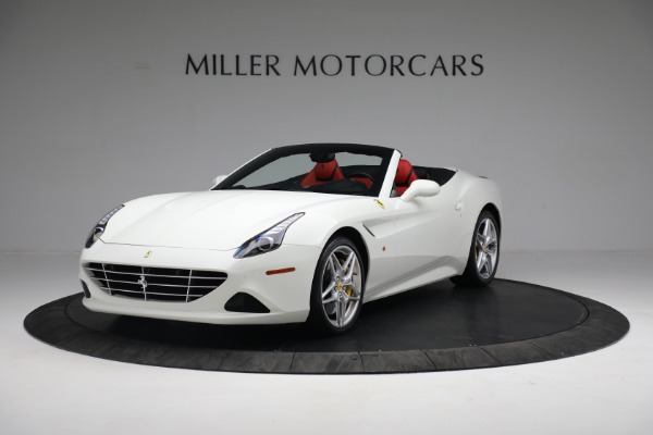 Used 2015 Ferrari California T for sale Sold at Alfa Romeo of Westport in Westport CT 06880 1