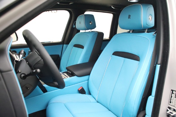 New 2022 Rolls-Royce Cullinan Black Badge for sale Sold at Alfa Romeo of Westport in Westport CT 06880 22