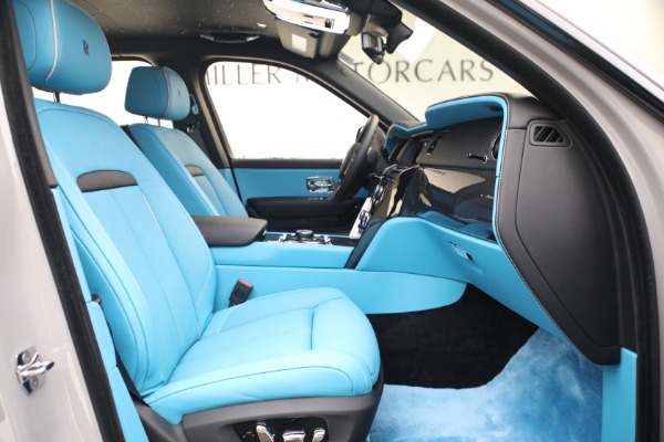 New 2022 Rolls-Royce Cullinan Black Badge for sale Sold at Alfa Romeo of Westport in Westport CT 06880 28