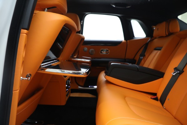 Used 2022 Rolls-Royce Ghost Black Badge for sale $394,895 at Alfa Romeo of Westport in Westport CT 06880 18