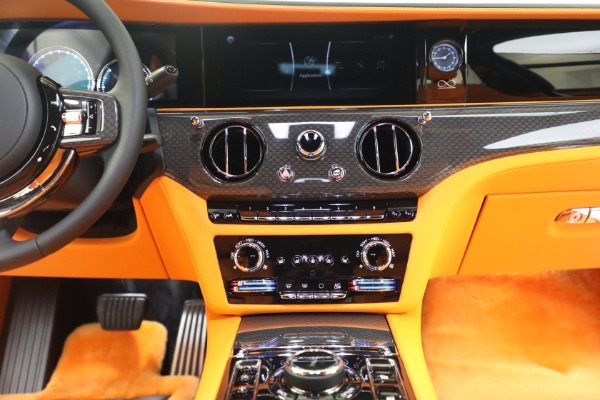 Used 2022 Rolls-Royce Black Badge Ghost for sale Sold at Alfa Romeo of Westport in Westport CT 06880 26