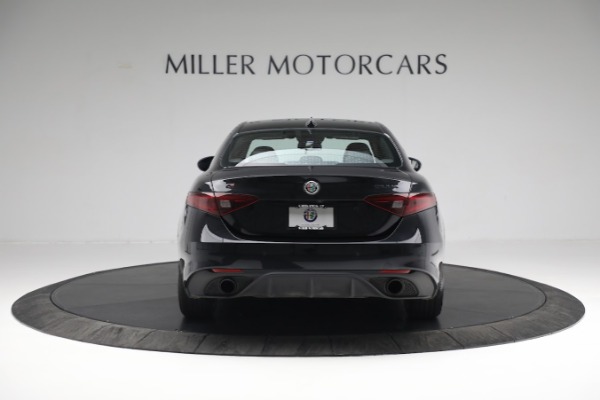 Used 2021 Alfa Romeo Giulia Ti Sport for sale $39,900 at Alfa Romeo of Westport in Westport CT 06880 6