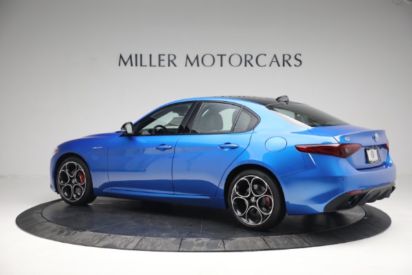 New 2022 Alfa Romeo Giulia Veloce for sale $55,220 at Alfa Romeo of Westport in Westport CT 06880 4
