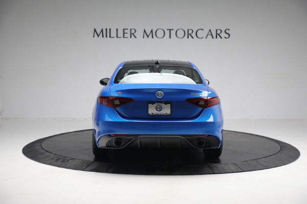 New 2022 Alfa Romeo Giulia Veloce for sale $55,220 at Alfa Romeo of Westport in Westport CT 06880 6